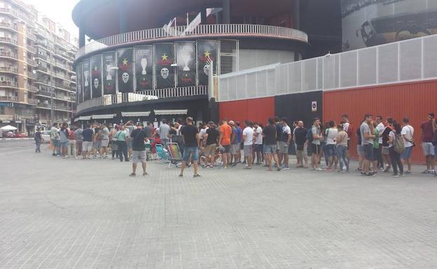 El Valencia quiere acabar con la reventa