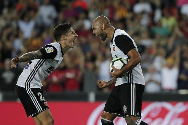 ZAZA SEPULTA LA POLÉMICA CON GOLES