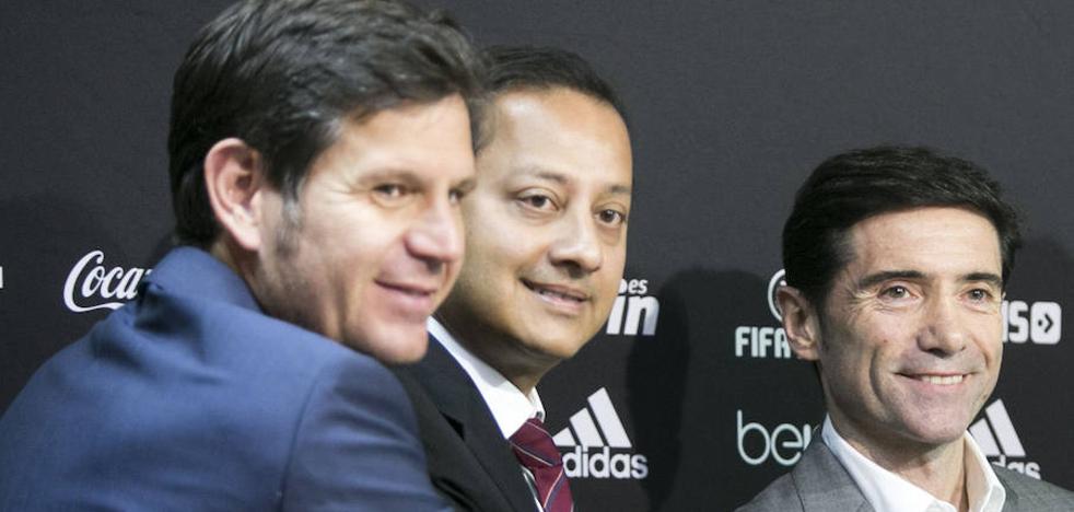 Valencia CF | Murthy, Alemany y Marcelino, reunión a pie de campo