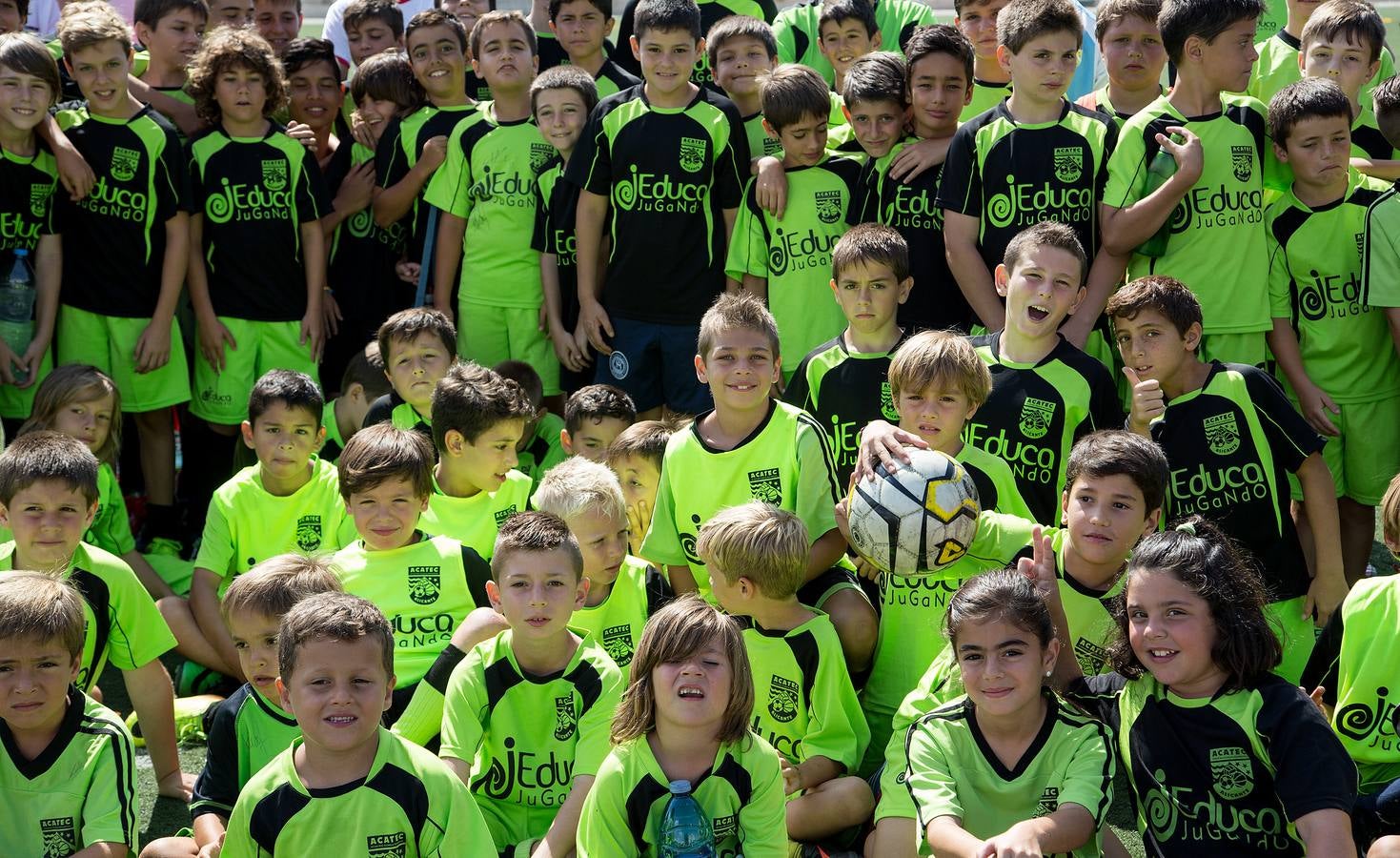 Campus de fútbol 'EducaJugando'