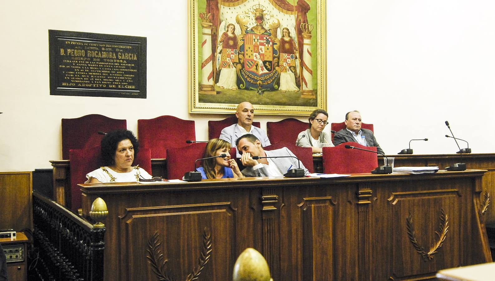 Pleno extraordinario en el Ayuntamiento de Elche