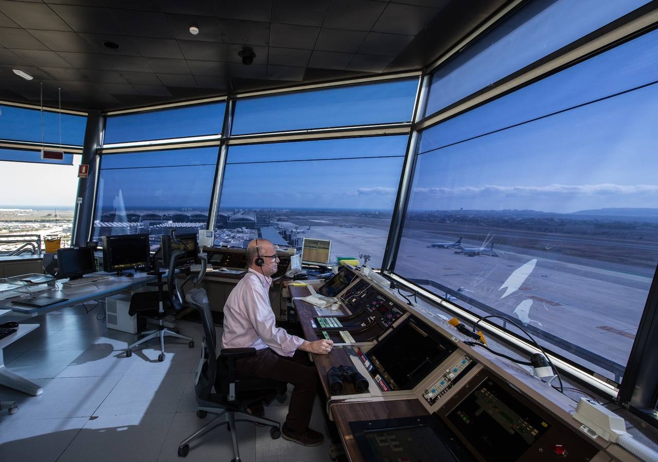 Torre de Control del aeropuerto de Alicante-Elche