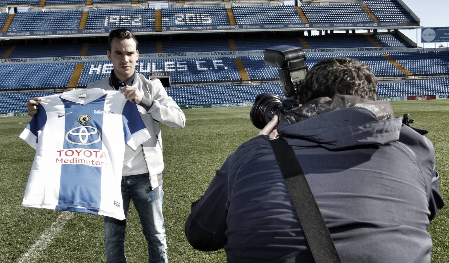 Presentación de Quero como jugador del Hércules CF