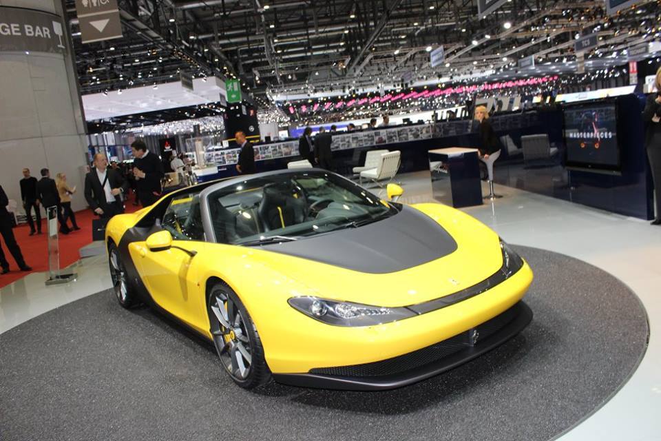 Los coches del futuro se presentan en Ginebra.