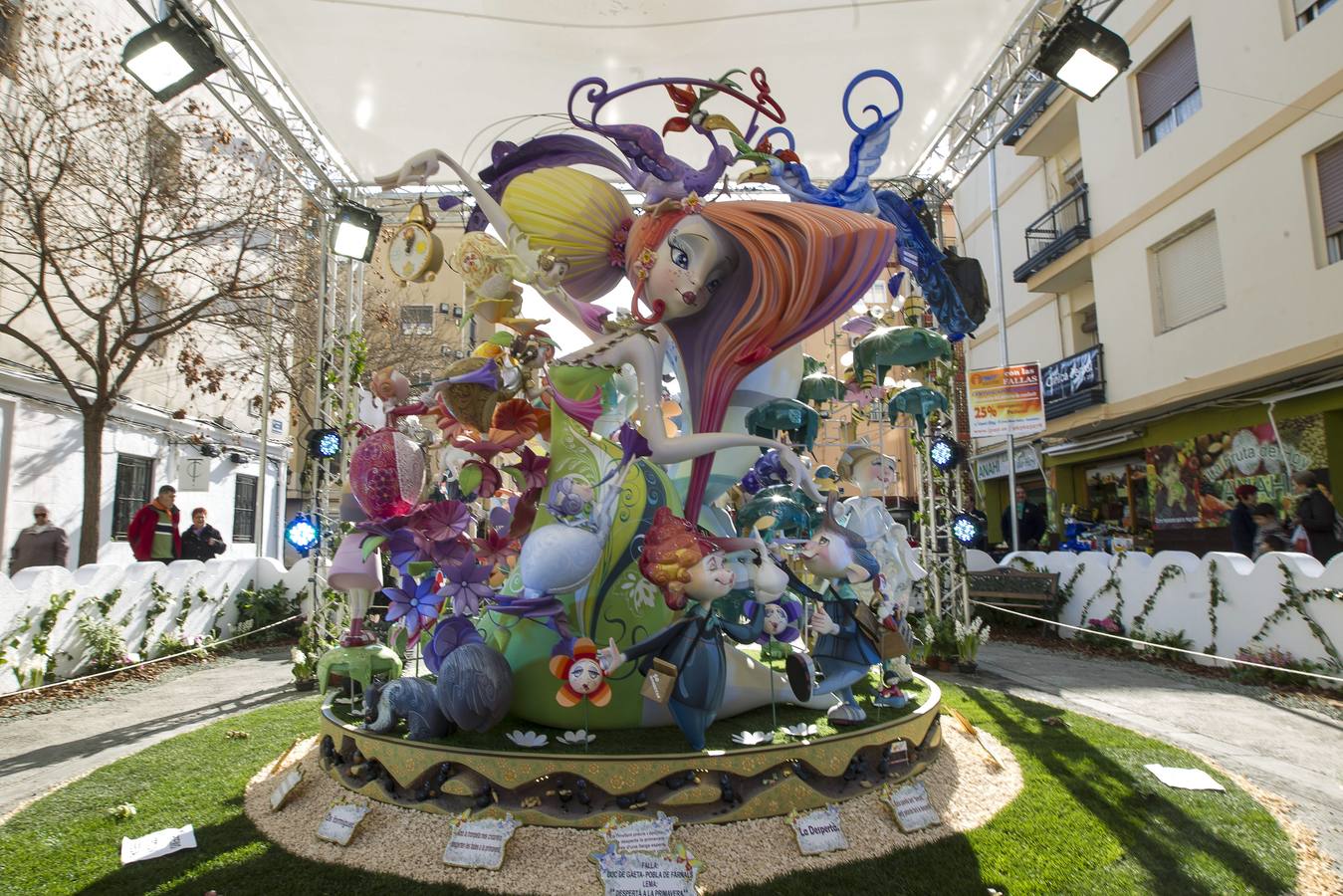 Fallas 2015: Los monumentos infantiles de Sección Especial