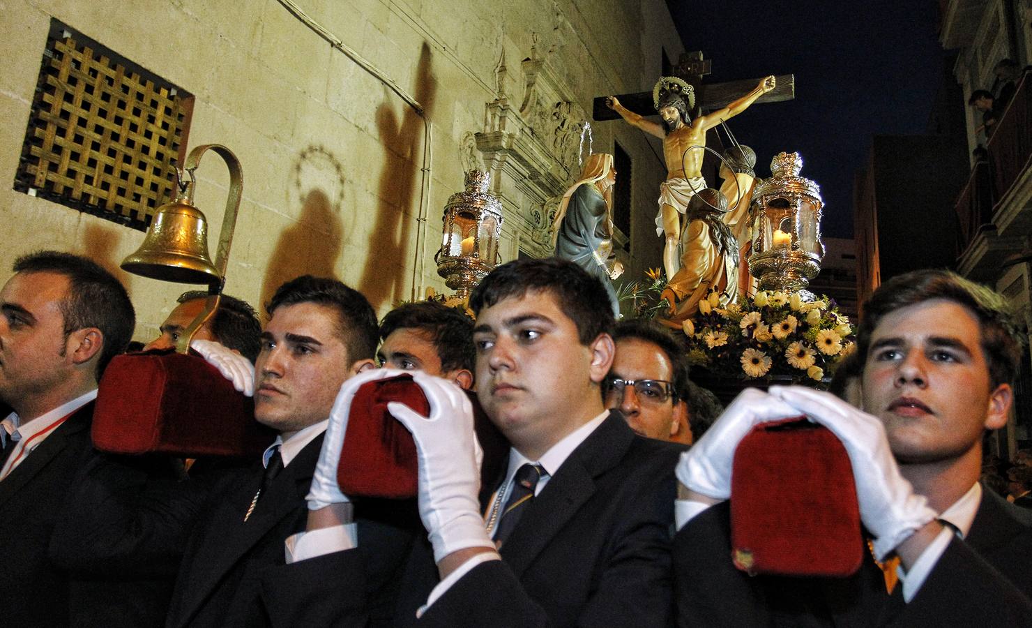 Cofradía Sacramental del Cristo del Divino Amor y Virgen de la Soledad