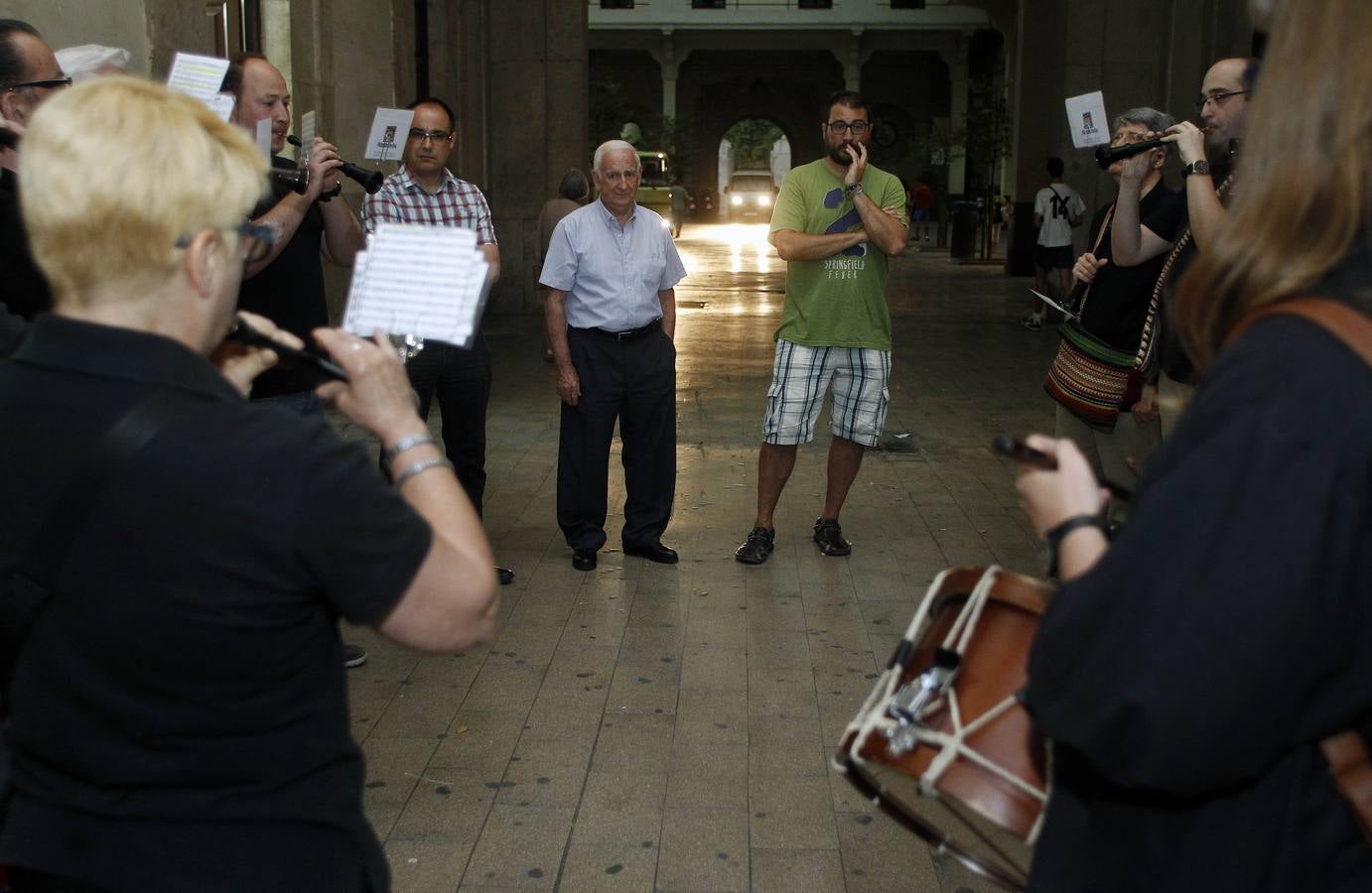 Homenaje de Abastos a LAS PROVINCIAS