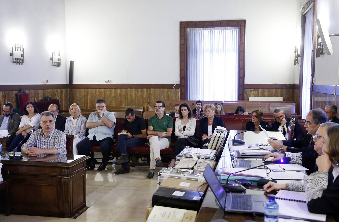 Juicio por los contratos del Gobierno valenciano con la trama Gürtel