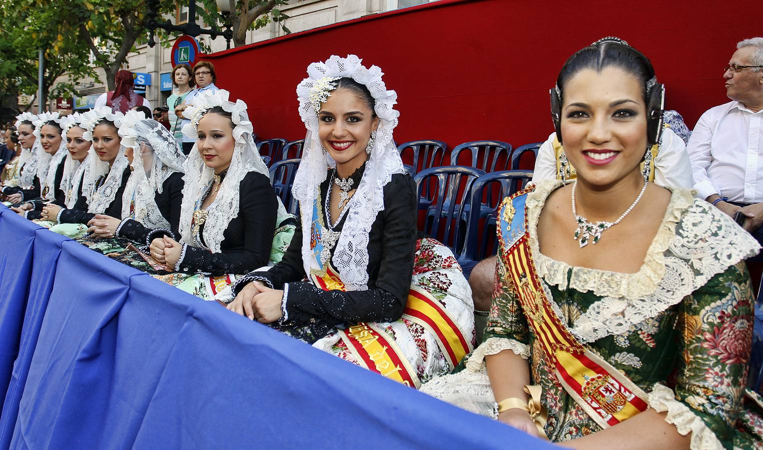 Primera jornada de la Ofrenda de Flores