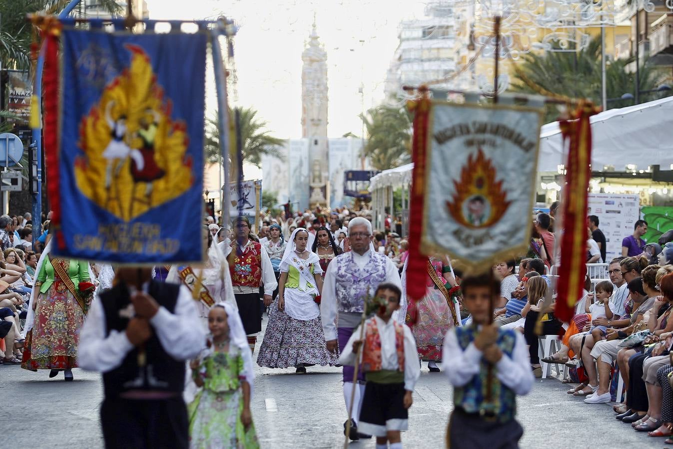 Segunda jornada de la ofrenda floral de Hogueras 2015