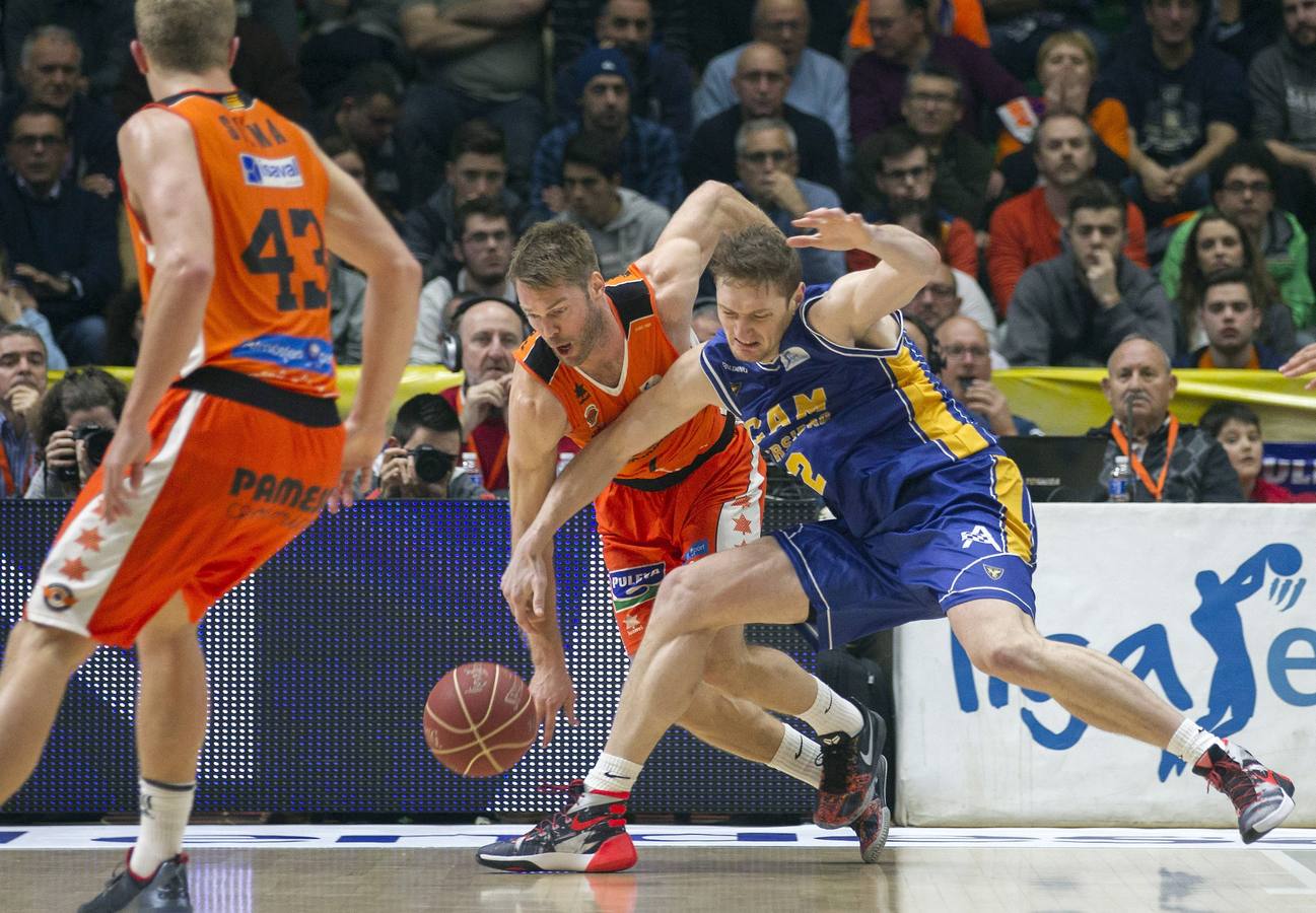 El Valencia Basket vs UCAM Murcia, en imágenes