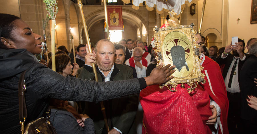 Apertura del Camarín y Santa Misa (I)