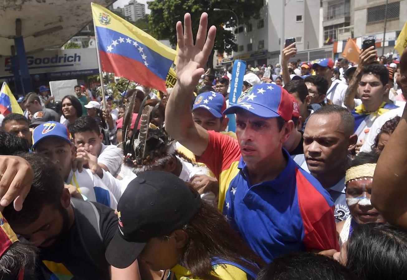 La oposición venezolana toma las calles de Caracas