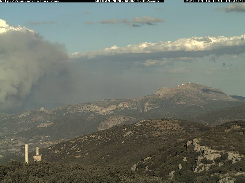 Fotos del incendio forestal de Benasau, cerca de Alcoy