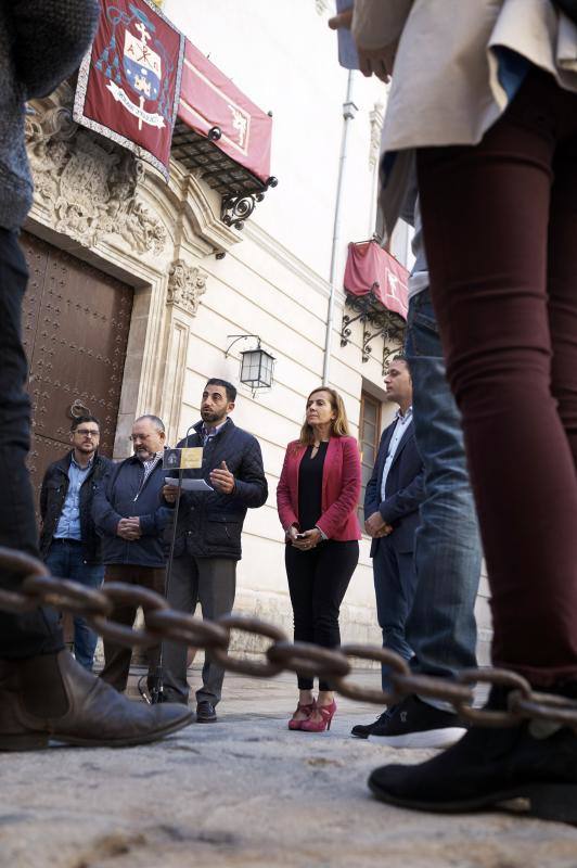 Comercio combina compras y turismo en la calle Mayor