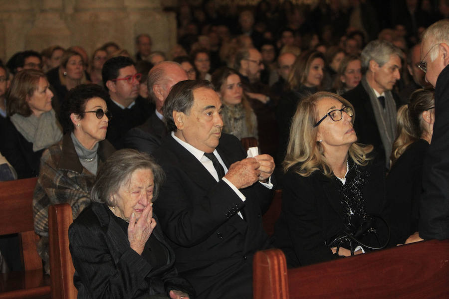 Fotos de la misa por Rita Barberá en la Catedral de Valencia