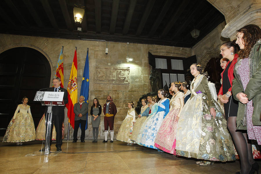 Fotos del acto en el Palau de la Generalitat para celebrar la reciente declaración de las Fallas como Patrimonio de la Humanidad