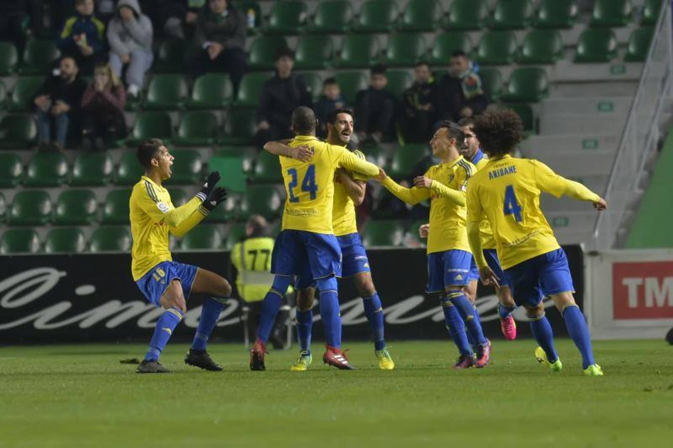 Las mejores imágenes del Elche-Cádiz