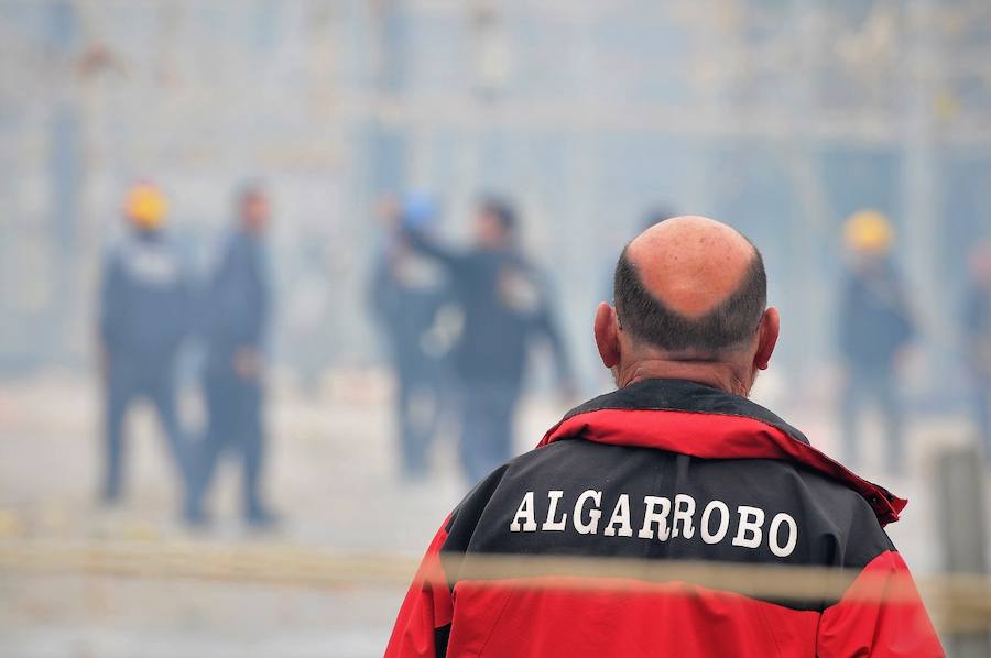 Fotos de la mascletà del 4 de marzo de 2017 a cargo de Pirotecnia Alpujarreña