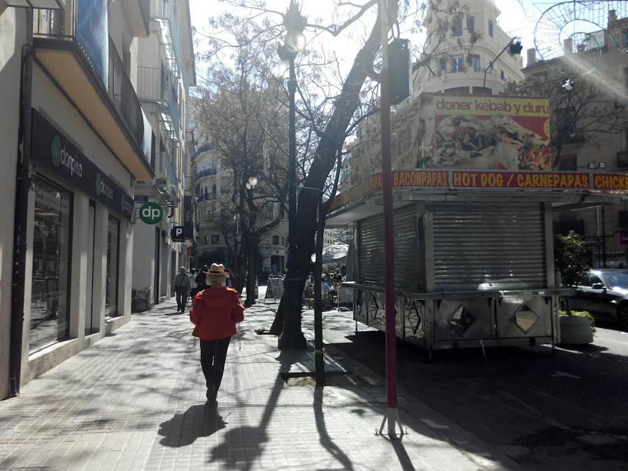 Fotos de la churrería en la calle de María Cristina de Valencia