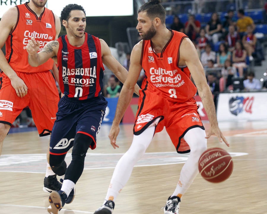 Fotos del Baskonia - Valencia Basket