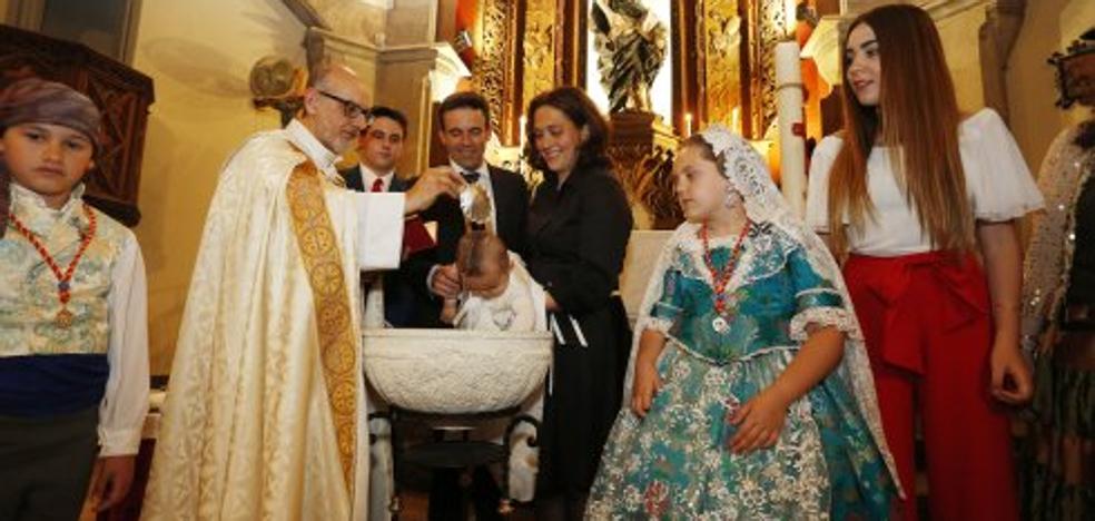 Los niños festejan a Sant Vicent Ferrer