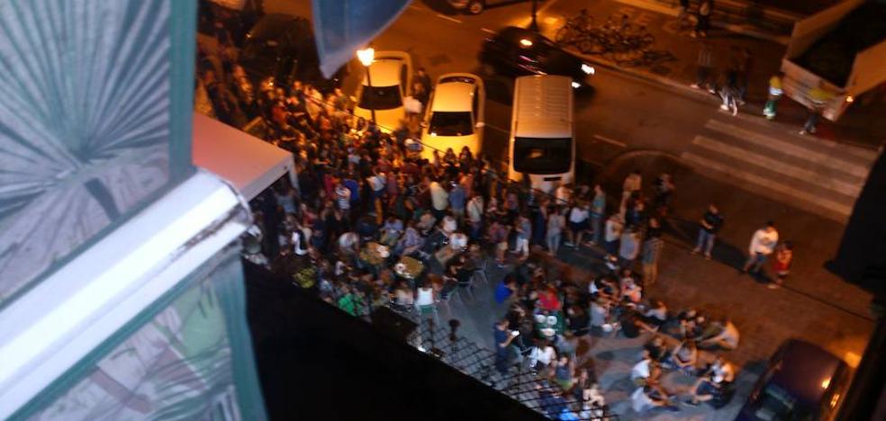 Los vecinos contra Ribó también por los ruidos nocturnos: «Estamos peor que antes»