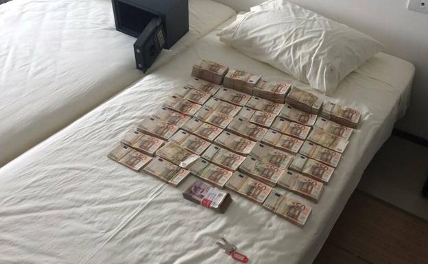 Hallan 262.000 euros en el piso de Colombia de un cabecilla de 'Lezo'