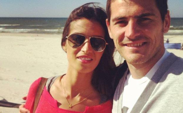 Iker Casillas y Sara Carbonero pasan sus vacaciones entre España y Portugal