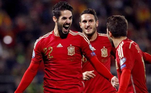 Isco podría completar el tridente por Vitolo