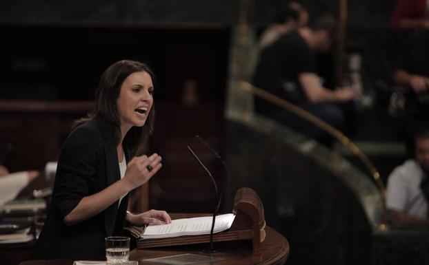 Chanzas en Twitter por el larguísimo discurso de Irene Montero