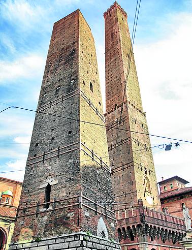 Fotos de edificios inclinados