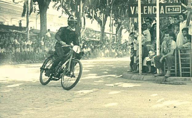 La carrera de motos más antigua de España se celebra en Xàtiva