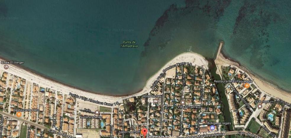 Una anciana muere ahogada en una playa de Dénia tras sufrir un infarto fulminante
