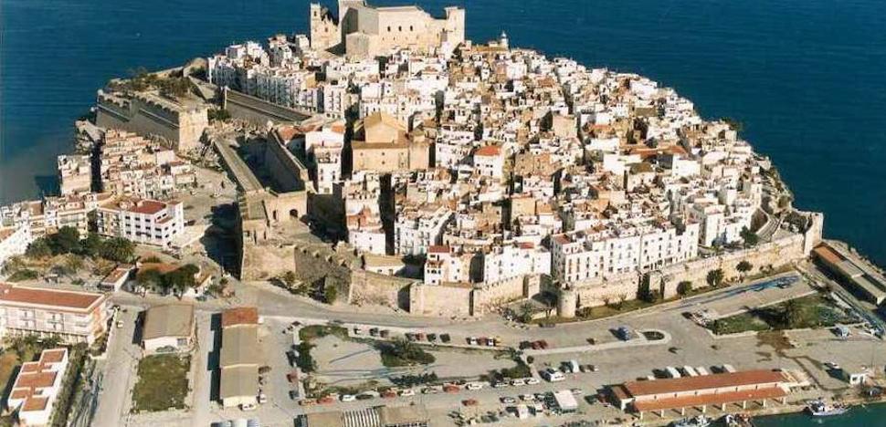 Muere un trabajador de 42 años tras precipitarse de una altura de cinco pisos en Peñíscola