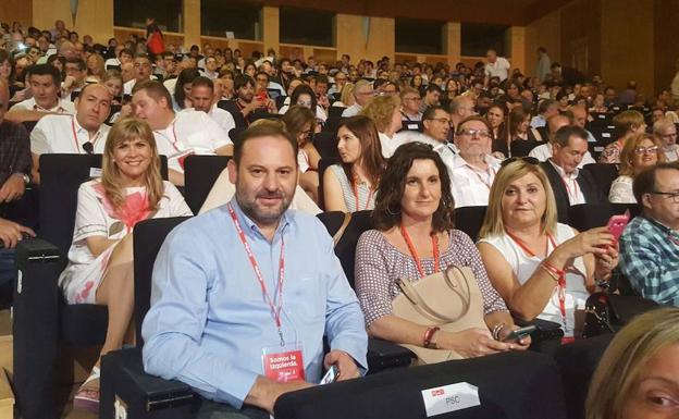 El equipo de Ximo Puig asegura que acudirá esta noche al congreso del PSOE