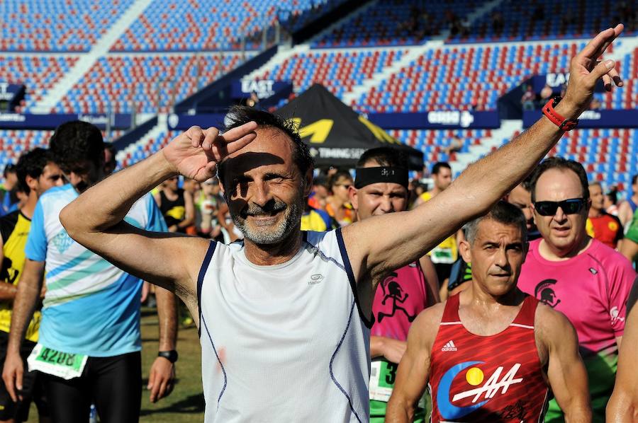 Fotos de la VIII Volta a Peu del Levante UD (2017)