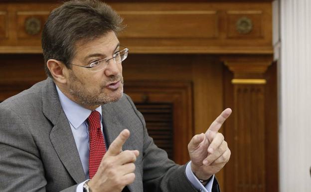 Catalá afirma que la plurinacionalidad es «ajena» a la Constitución