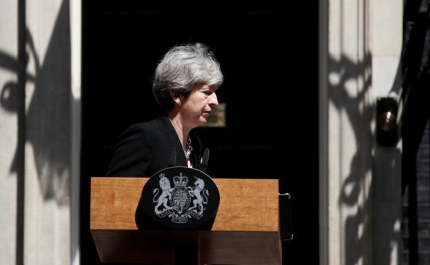 May promete erradicar el terrorismo venga de donde venga