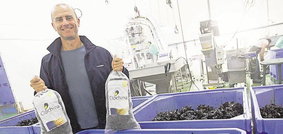Las clóchinas se limpian en Beniparrell