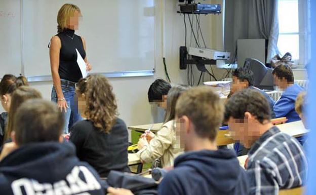 Detenida una profesora por insultos a sus alumnos: «¡Hijos de puta!»