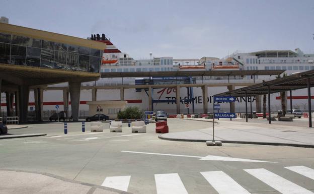 El puerto de Melilla doblará la altura de la valla para frenar a polizones