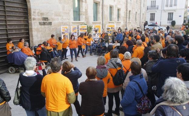 Residencias alertan de que el decreto de dependencia del Consell contradice la ley nacional