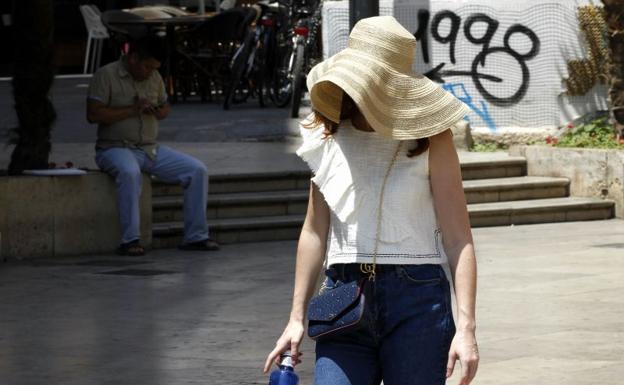 Alerta por calor hoy en más de 70 municipios de Valencia y Alicante