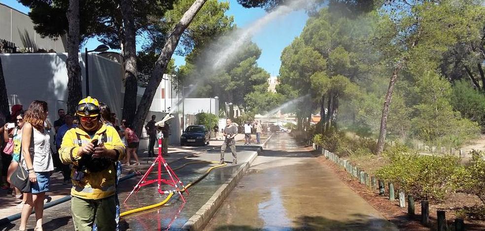 La Devesa estrena los cañones de agua por la preemergencia de riesgo de incendios