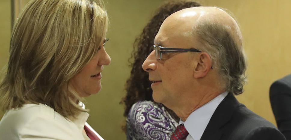 Hacienda aprueba el déficit autonómico pese a la rebelión de las comunidades