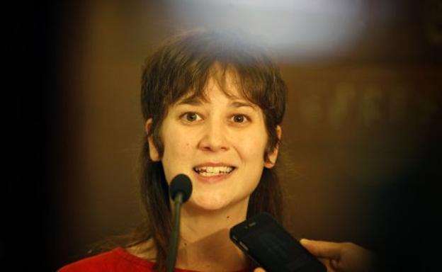 La eurodiputada valenciana Marina Albiol (IU) usa la Eurocámara para dar cobertura a los agresores de Alsasua