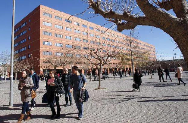 Cómo ir al Campus Dels Tarongers de la Universidad de Valencia