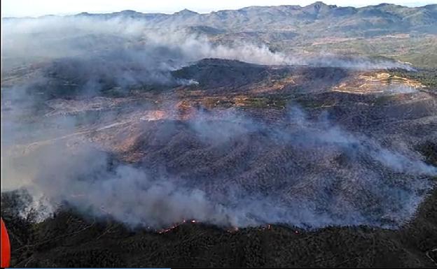 Así se ve desde el cielo el perímetro del incendio en la Calderona