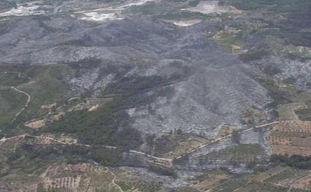 El incendio en la Calderona | La UME se retira de la zona del fuego